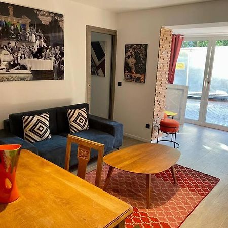 Superbe Appartement Pres De La Plage Et Du Centre Ville Saint-Tropez Esterno foto