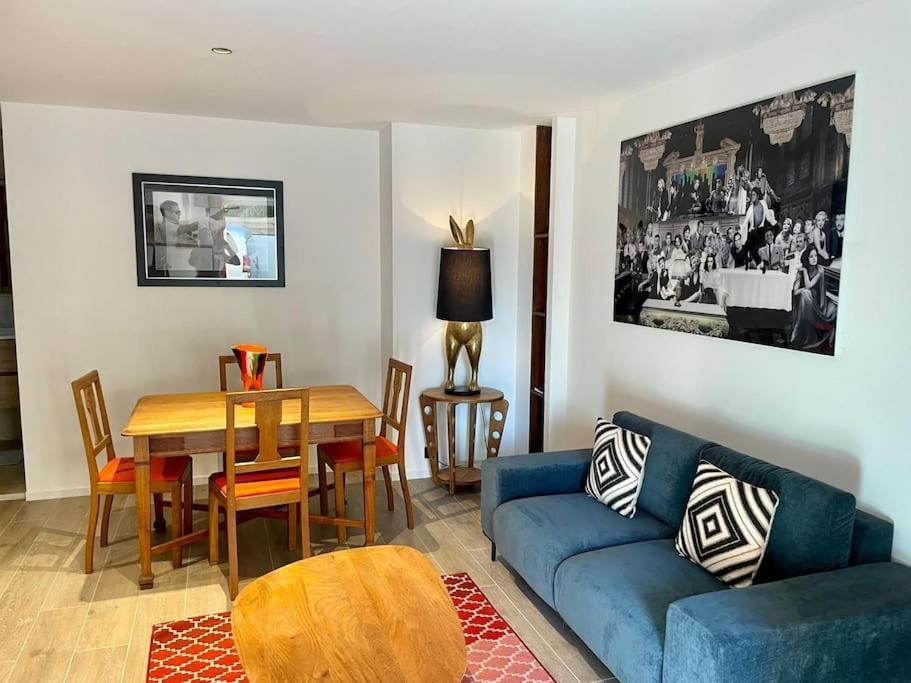 Superbe Appartement Pres De La Plage Et Du Centre Ville Saint-Tropez Esterno foto